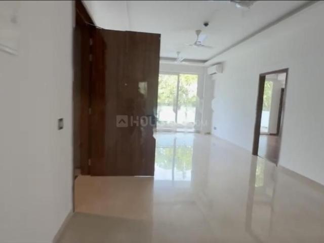 4.5 BHK Apartment in Sector 43 for rent Gurgaon. The reference number is 20765750