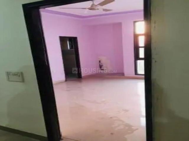 4.5 BHK Apartment in Sector 48 for rent Faridabad. The reference number is 20805632