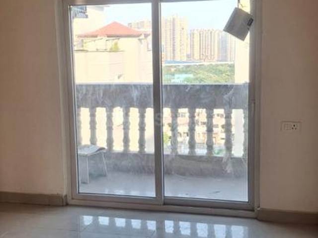 4.5 BHK Apartment in Sector 50 for resale Noida. The reference number is 20918861