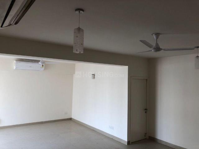 4.5 BHK Apartment in Sector 65 for resale Gurgaon. The reference number is 19548858