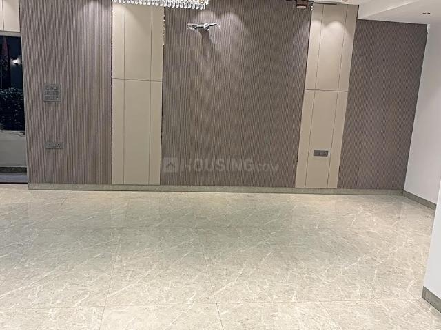 4.5 BHK Apartment in Sector 6 Dwarka for resale New Delhi. The reference number is 19145588