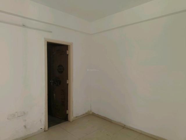 4.5 BHK Apartment in Sector 70 for rent Gurgaon. The reference number is 19883469