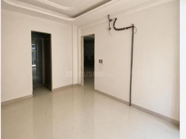 4.5 BHK Apartment in Sector 77 for resale Noida. The reference number is 20420311