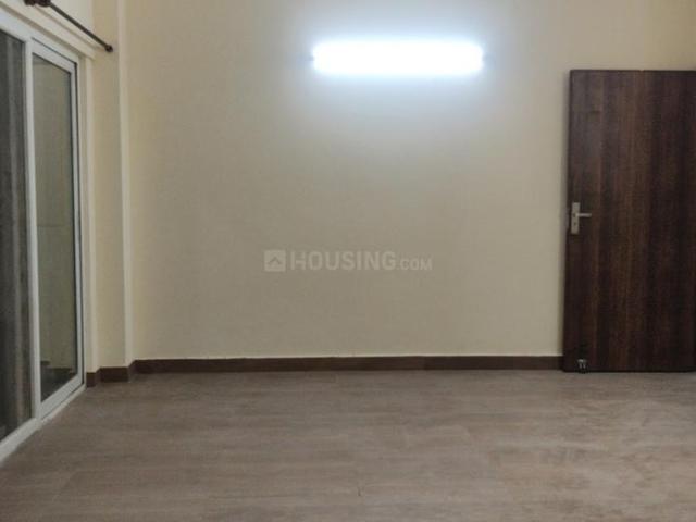 4.5 BHK Apartment in Sector 78 for rent Noida. The reference number is 20556626