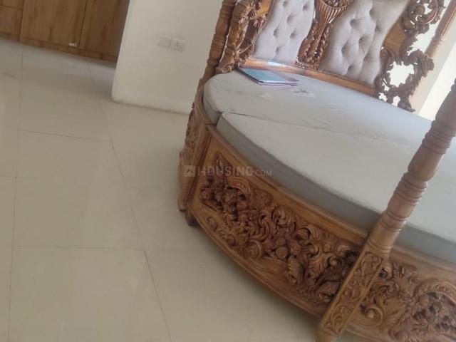 4.5 BHK Apartment in Sector 90 for rent Gurgaon. The reference number is 19501548