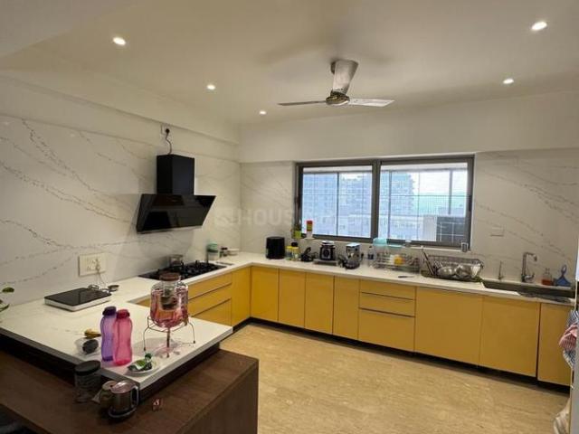 4.5 BHK Apartment in Shivaji Nagar for resale Pune. The reference number is 19886709