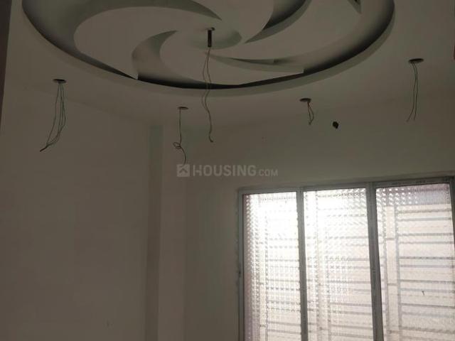 4.5 BHK Apartment in South Dum Dum for rent Kolkata. The reference number is 19921892