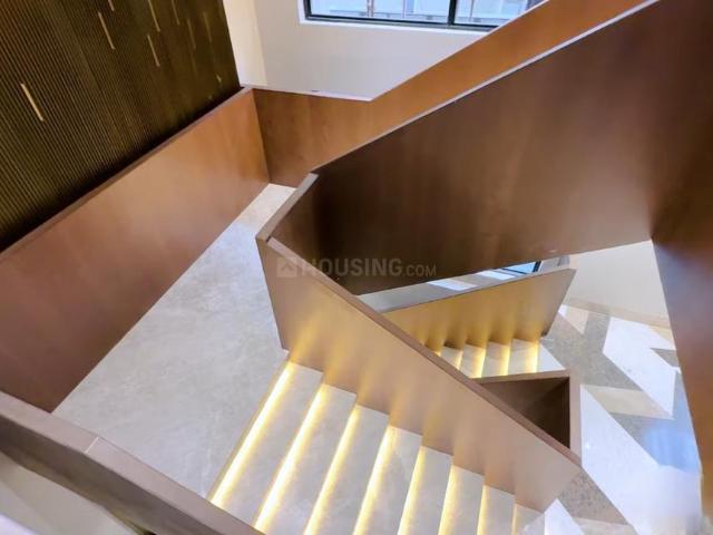 4.5 BHK Duplex in Greater Kailash for resale New Delhi. The reference number is 17573967