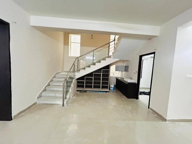4.5 BHK Duplex in Osman Nagar for rent Hyderabad. The reference number is 20315073