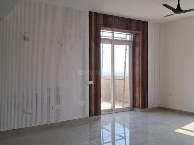 4.5 BHK Duplex in Sector 150 for rent Noida. The reference number is 20499530