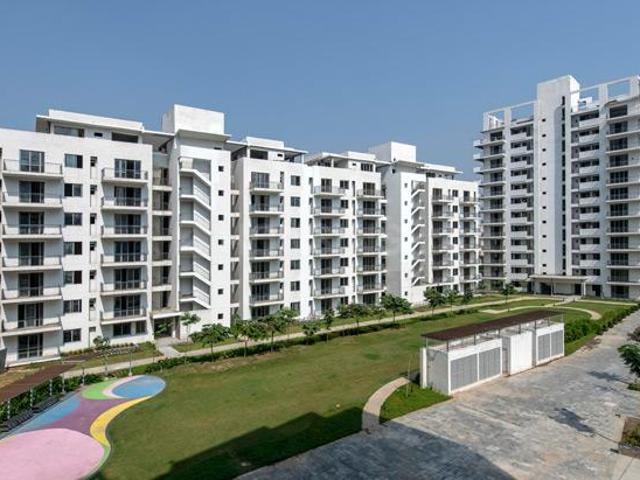 4.5 BHK Duplex in Sector 82A for resale Gurgaon. The reference number is 20205651