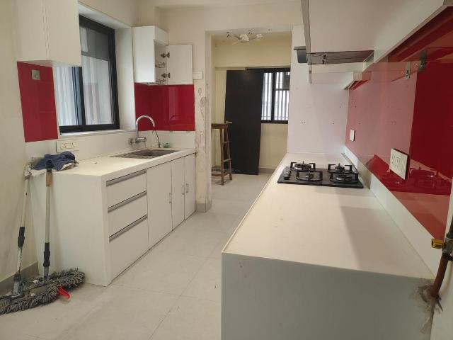 4.5 BHK Independent Builder Floor in Andheri West for resale Mumbai. The reference number is 16751055