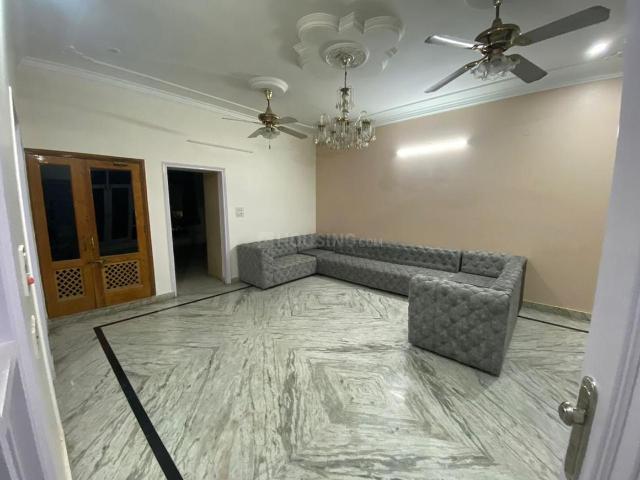 4.5 BHK Independent Builder Floor in Gandhi Nagar for rent Jammu. The reference number is 19255661