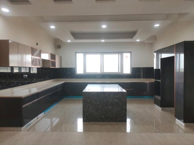 5 BHK Independent Builder Floor in Green Field Colony for resale Faridabad. The reference number is 20177296