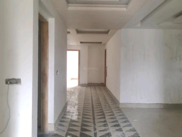 4 BHK Independent Builder Floor in Green Field Colony for resale Faridabad. The reference number is 20753556
