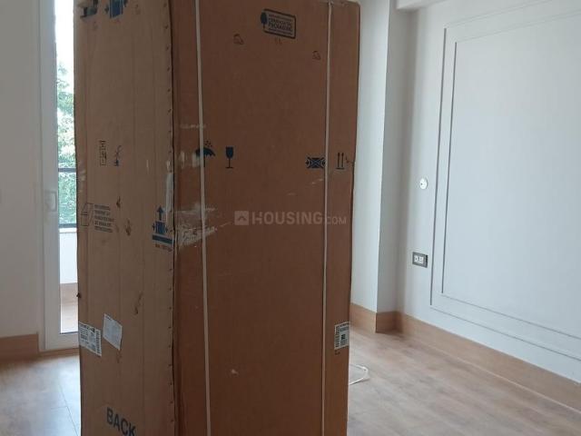 4.5 BHK Independent Builder Floor in DLF Phase 5 for rent Gurgaon. The reference number is 20810699