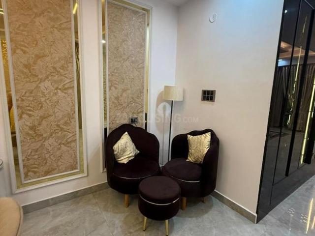 4.5 BHK Independent Builder Floor in Indirapuram for resale Ghaziabad. The reference number is 19154211