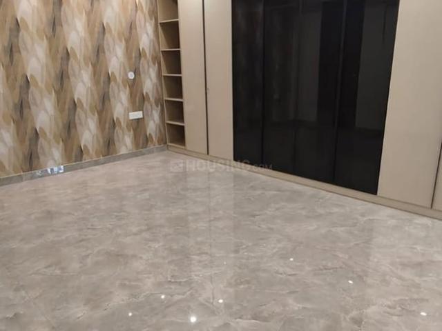 4.5 BHK Independent Builder Floor in Sector 15 for resale Faridabad. The reference number is 20308153