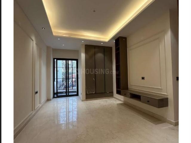 4.5 BHK Independent Builder Floor in Sector 15 for resale Faridabad. The reference number is 20308187