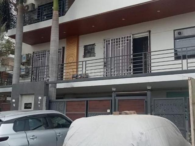 4.5 BHK Independent Builder Floor in Sector 28 for resale Faridabad. The reference number is 20358141