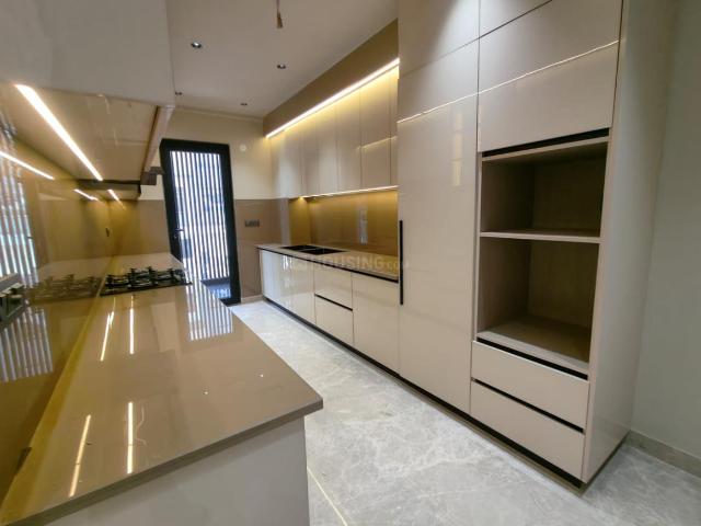 4.5 BHK Independent Builder Floor in Sector 45 for resale Gurgaon. The reference number is 19858062