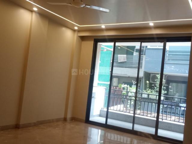 4.5 BHK Independent Builder Floor in Sector 45 for resale Gurgaon. The reference number is 20014030