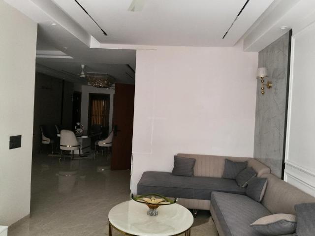 4.5 BHK Independent Builder Floor in Sector 57 for resale Gurgaon. The reference number is 18835311
