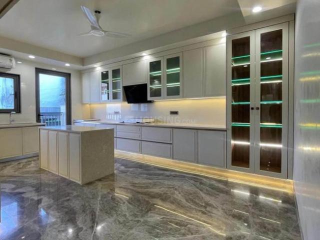 4.5 BHK Independent Builder Floor in Sector 57 for resale Gurgaon. The reference number is 20054093