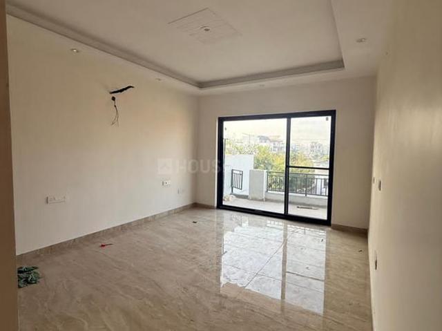4.5 BHK Independent Builder Floor in Sector 66 for resale Mohali. The reference number is 19117928