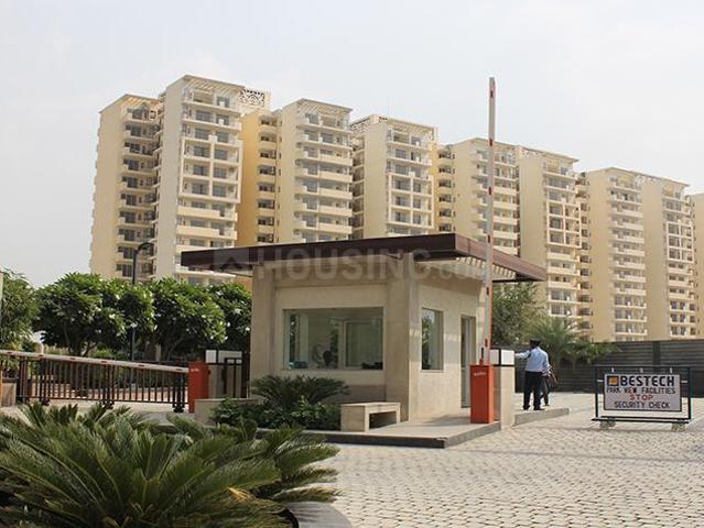 4.5 BHK Independent Builder Floor in Sector 81 for resale Gurgaon. The reference number is 20776933