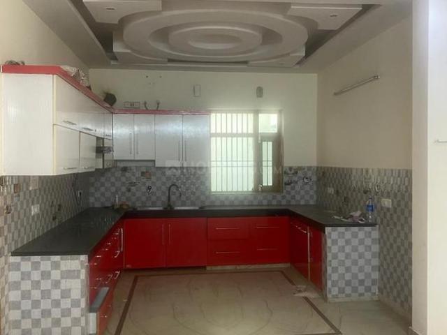 4.5 BHK Independent Builder Floor in Sector 9 for rent Gurgaon. The reference number is 20889944