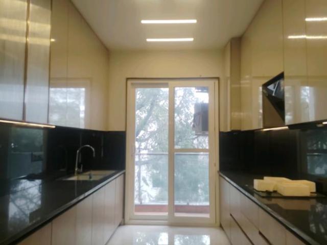 4.5 BHK Independent Builder Floor in Sushant Lok Phase 1 for resale Gurgaon. The reference number is 17065471