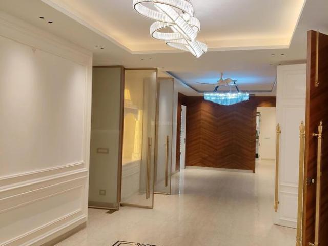 4 BHK Independent Builder Floor in Sector 43 for resale Gurgaon. The reference number is 20234108