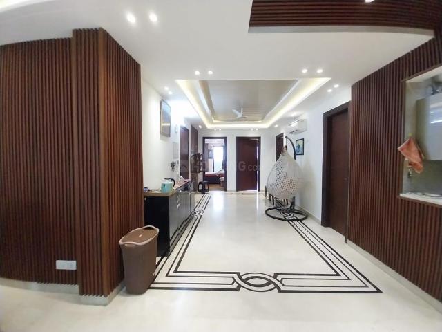 4.5 BHK Independent Builder Floor in Sushant Lok Phase 1 for resale Gurgaon. The reference number is 20276498