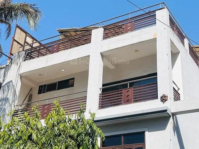 4.5 BHK Independent House in Bodakdev for rent Ahmedabad. The reference number is 20493195