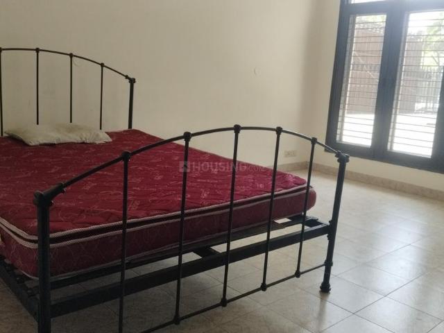 4.5 BHK Independent House in DLF Phase 2 for rent Gurgaon. The reference number is 20082081