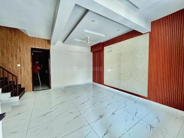 4.5 BHK Independent House in Peer Muchalla for resale Zirakpur. The reference number is 16899642