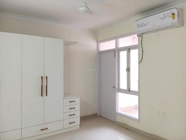 4.5 BHK Penthouse in Sector 99 for rent Gurgaon. The reference number is 18156428