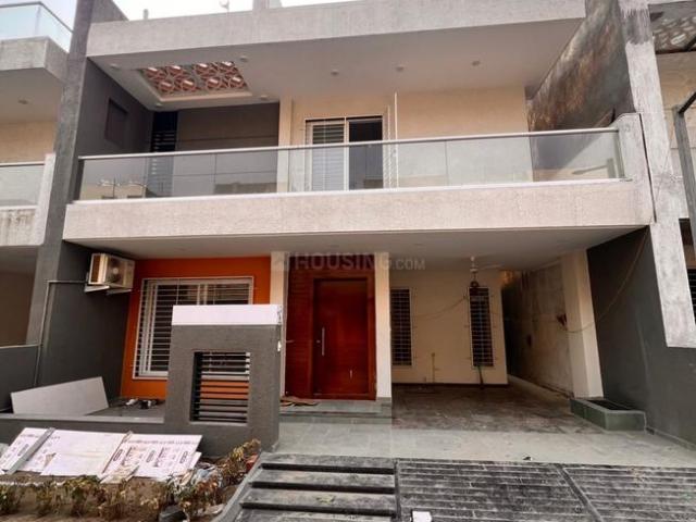4.5 BHK Villa in Kachana for resale Raipur. The reference number is 20325763
