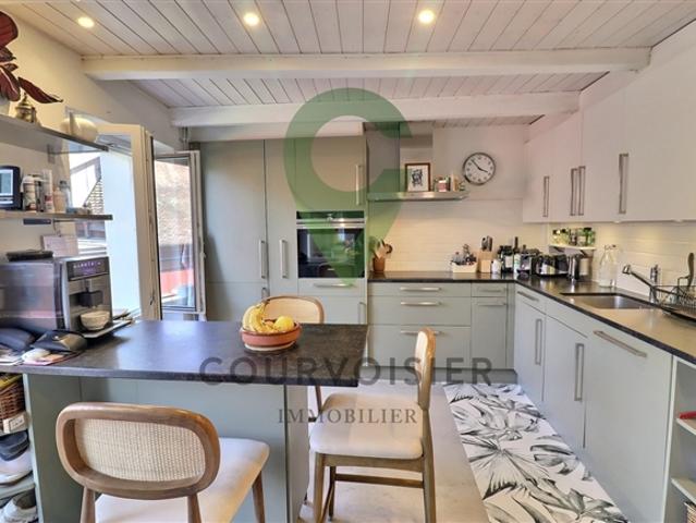 4,5 Zimmer Doppelhaus mit Anbauzimmern von 52 m²