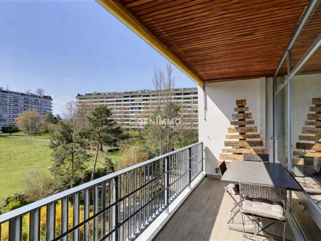 Einzelagent Wohnung in einer luxuriösen Minergie Residenz