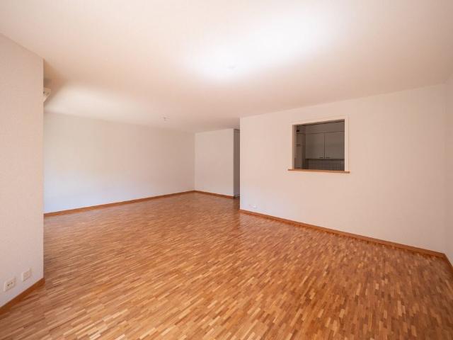 4.5 room apartment on the 3rd floor in Gland!