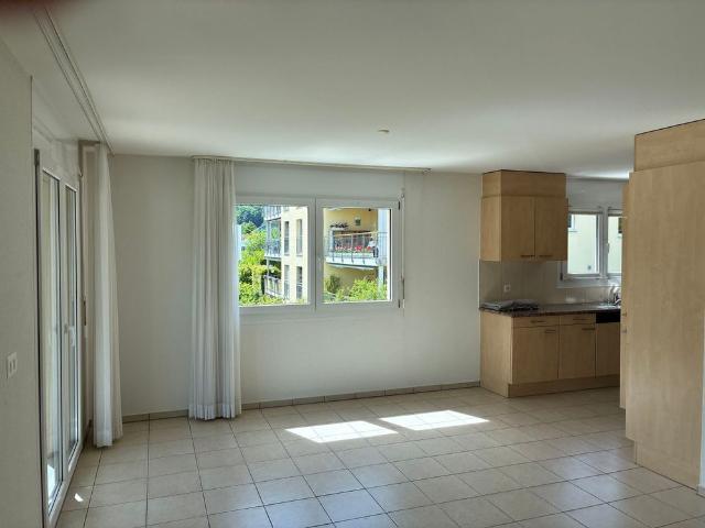 4.5 ROOM APARTMENT WITH SPACIOUS BALCONY AND VARIOUS ADDITIONAL ROOMS