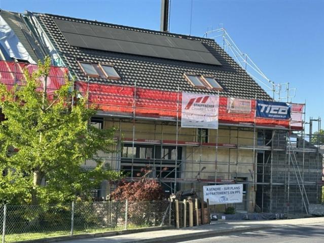 4.5 ZI PARTERRE WOHNUNG MIT GARTEN