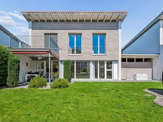 4.5 Zi. Reihenhaus mit sonnigem Garten in Aarau Rohr kaufen