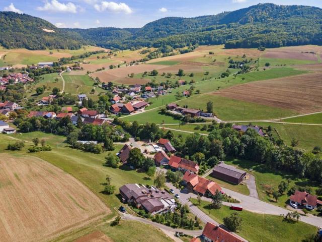 4.5 Zi. Terrassenwohnung in Beggingen mit schöner Aussicht
