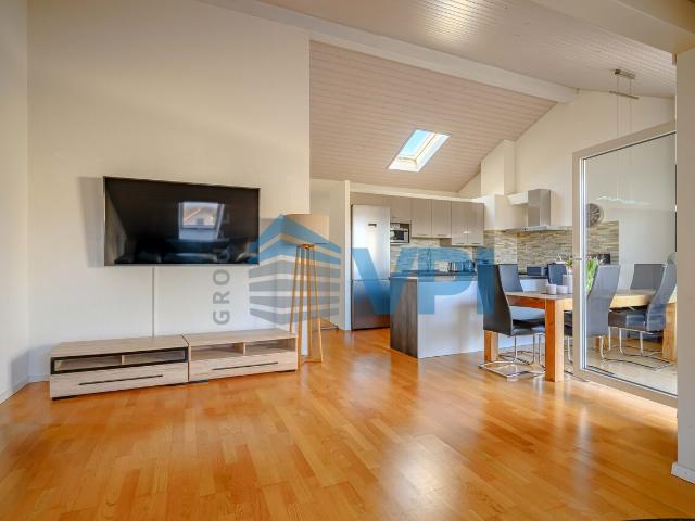 4,5 Zimmer Duplex Wohnung