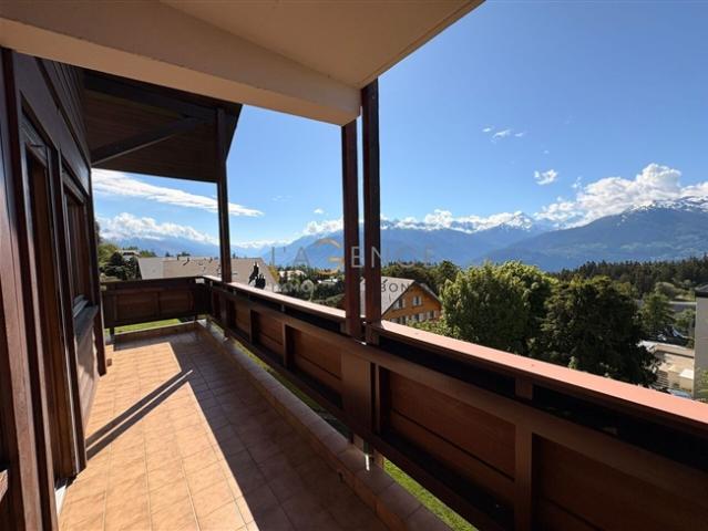 4,5 Zimmer Duplex Penthouse – atemberaubender Ausblick