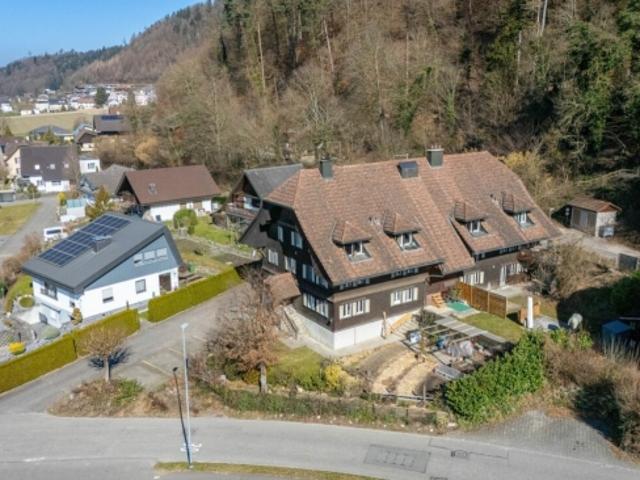 4.5 Zimmer Eigentumswohnung in historischem Bauernhaus