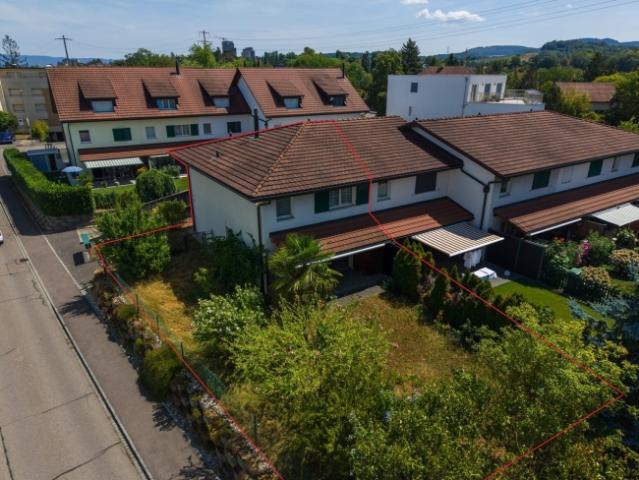 4.5 Zimmer Familienhaus mit sonnigem Westgarten in Pratteln BL